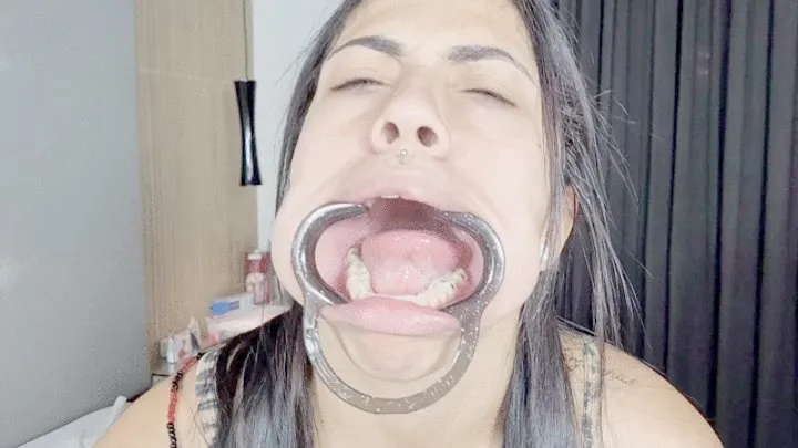Fetish Factory Brazil Farting - SWALLOWING THE FARTS ONE BY ONE OF THE 3 CRUEL GAS GODDESSES - BY BABE, RAQUEL FISHER AND VERONICA LINS - CLIP FULL