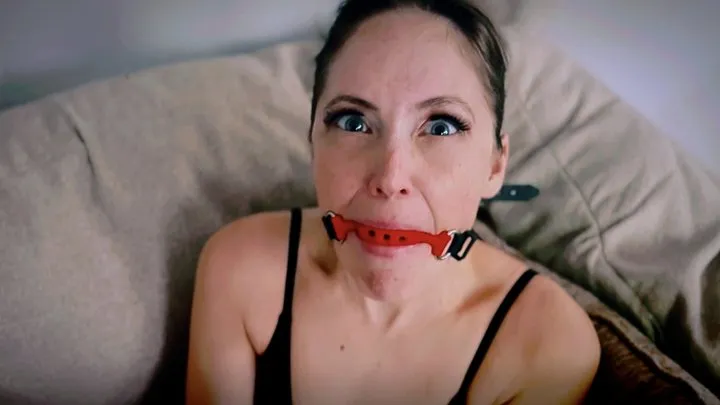 Peachy Keen Pleasures - Live Stream Hacked - Rachel Adams - streamer, shopping haul, hand gagged, hand over mouth, bikini, barefoot, rope bondage, ball gagged, pov