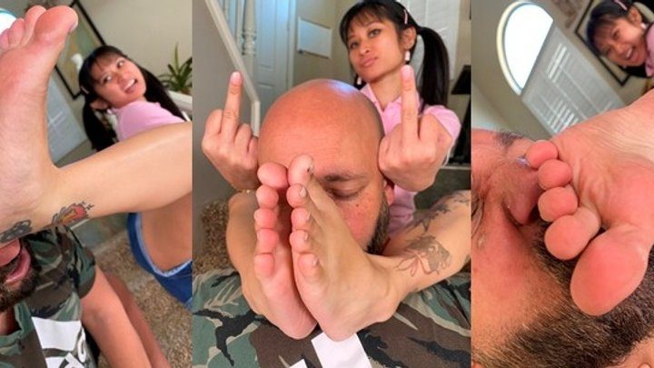 Foot Mode Pic Clips - Home Alone