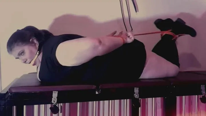 Es-sy Concepts - @EmmaRos35166091 - The Cage WMV