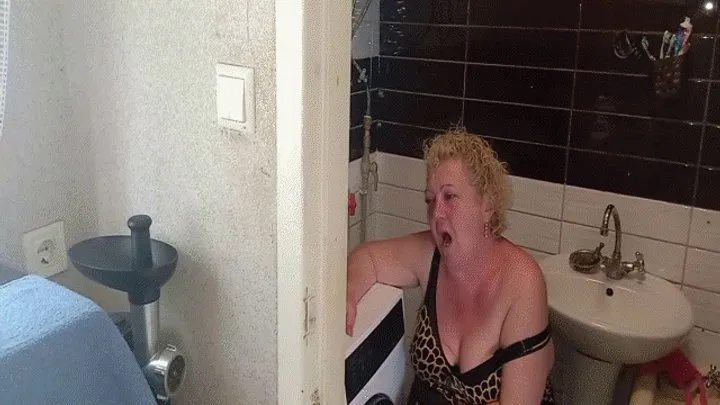 Appetizing Crumpet - Morning Bomb MP4