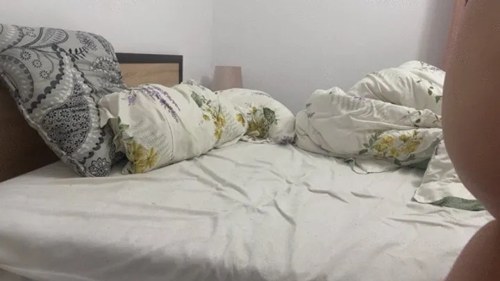 Nipsandstrips - Time to rest but with loud fartss