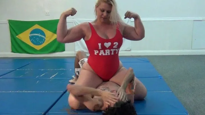 Grappling Girls In Action - GGCurvy53