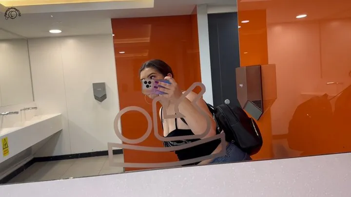 Yourfantasy6190 - A Stinky Appetizer: Farting in the Restaurant Toilet!
