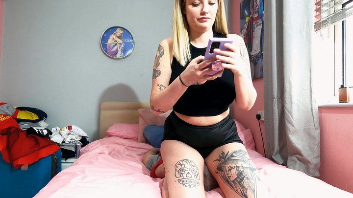 Amy Squirrel - Jennifer Mini Skirt Face Sitting On The Bed