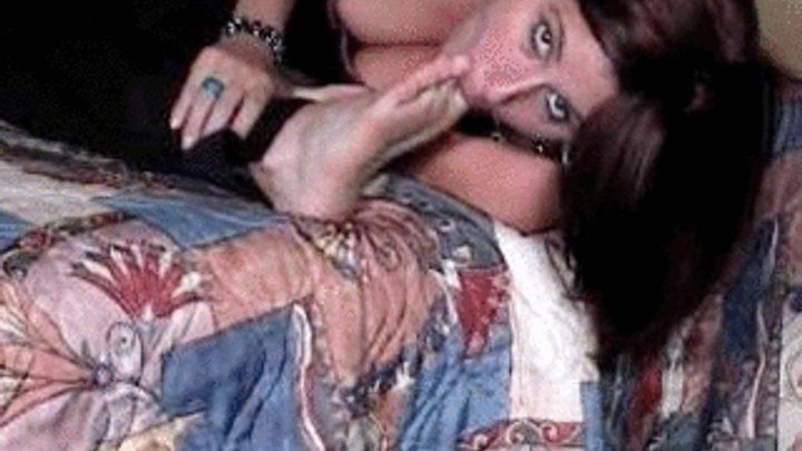 My Masters Feet - Vicky in heaven, part 1