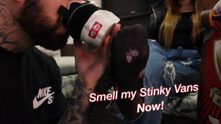 Lfd Dream Girls With Stinky Feet - Smelly feet after skateboarding - STINKY VANS
