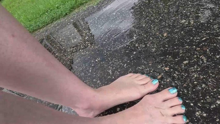 Mnlakebabe - My First Puddle Play!