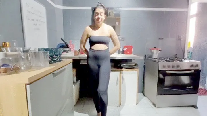 Fetish Factory Brazil Farting - 1 HOUR INSANE MOUTH FART MARATHON WITH THE FART QUEEN - BY ISABELITA - CLIP 1