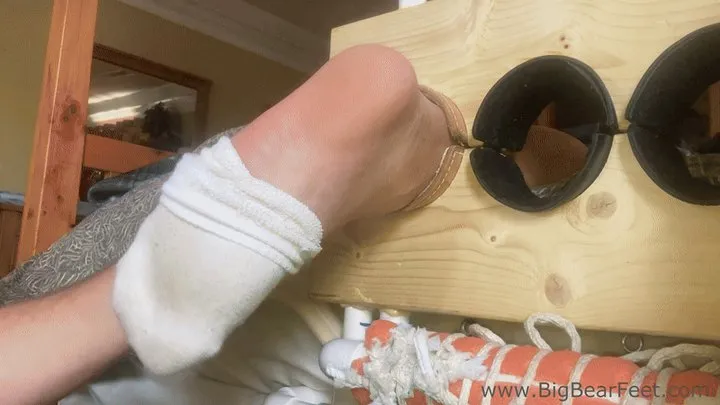 All Male Tickling Dungeon - Im1n2ft - Itching Football Player Feet II - itching powder, tickling in football cleats