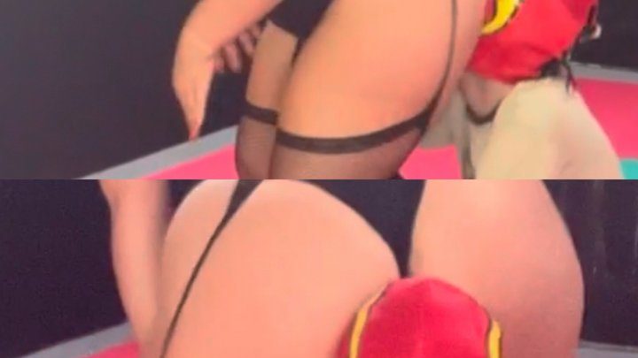 Nadia Sapphire - Made to kiss worship and be dominated by giantess ass