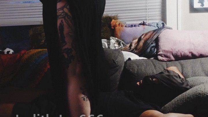 Judithjay666 - Night time couch facesitting