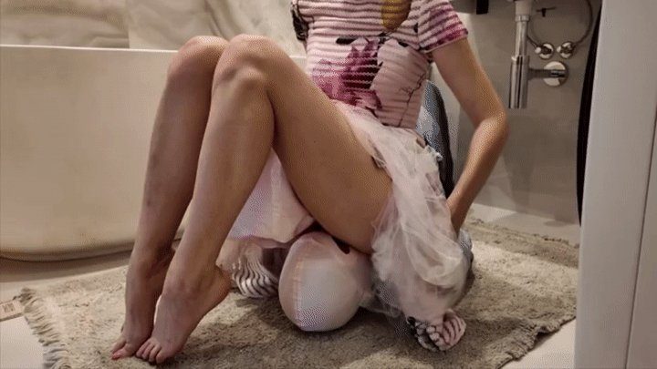 Ava Krass - His life under my dress (facesitting, smother, worship my ass)