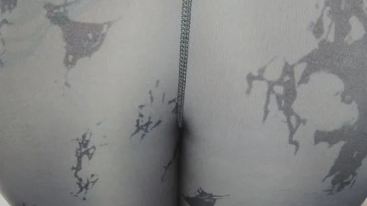 Latinamanyfetish - I farted in leggings, my ass was so big, and then I took off the leggings and kept farting