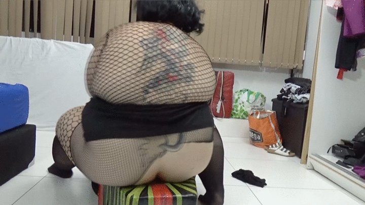 Scarlet White Face Sitting - BBW REAL HEAVYWEIGHT GIRL SITTING DOMINATION FULL WEIGHT PART 4 BY LORENA AND DANIEL CAM BY DANI FULL HD