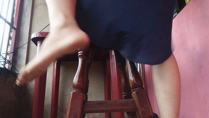 Goddess Foot Fetish - Soles very dirty and full of soil (7)