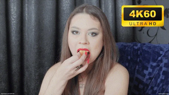 Randomfeet - Vampire girl fruit crush in nylons