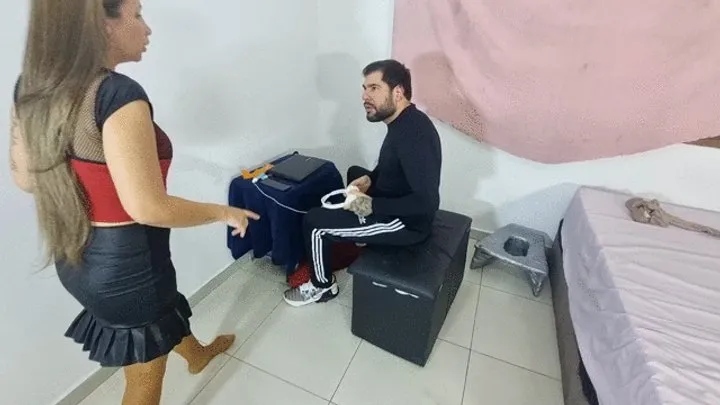 Gf Studios - FARTING ON NYLON SNIFFER BY YASMIN BRISA AND DANIEL CAM BY ALINE FULL HD
