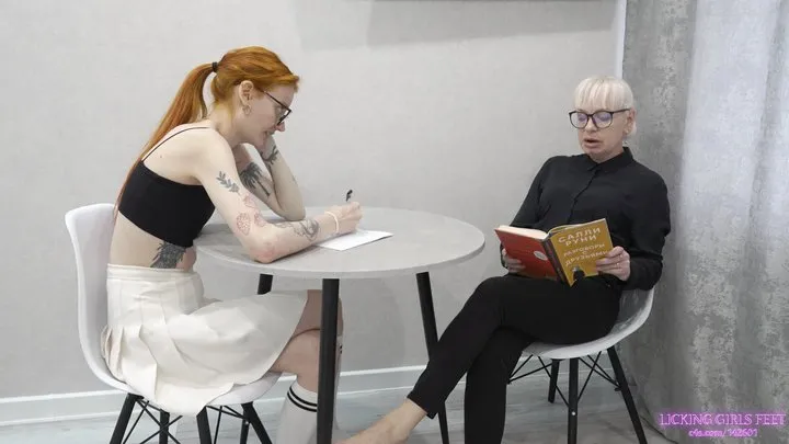 Servants For Girls - LORA - Worship my feet and listen to my lecture! (HD)