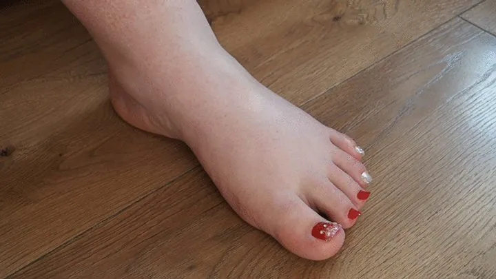 Anastasia Gree Clip Store - #2 Worship my BBW left foot