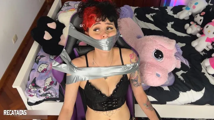 Recatadas Studio - Gamer girl in really tight bondage!