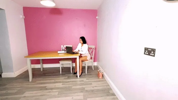 Sarahwild - secretary gagged and fucked