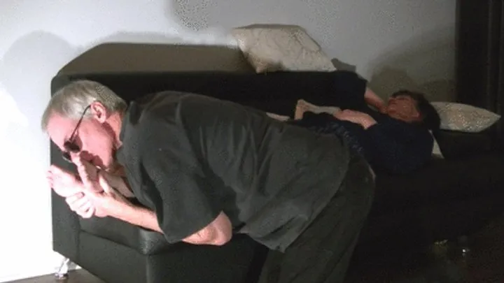 Foot Predator - Mrs Duquette after work (mp4)