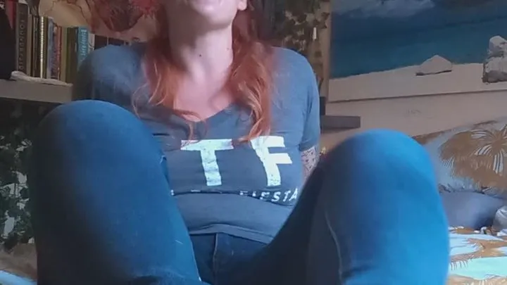 Bee Binisky - Putting My Foot Down On You