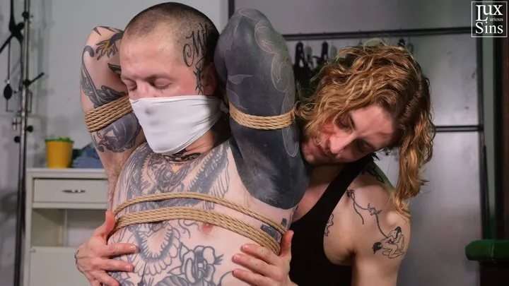 Luxurious Sins - Shibari Rope Bondage Session with Tam and Heavy (AVI)