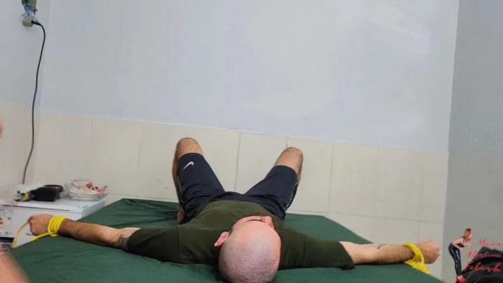Manuela Albertine Fetish - Farting, by PocaH, Jeniffer Carter and Slave , (cam by Manu) FULL HD
