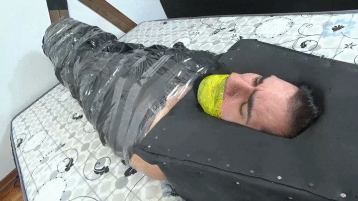 Gf Classics Clips - BBW face sitting attack with slave Part 1 BY Britney Hunter and Daniel CAM BY DANI FULL HD