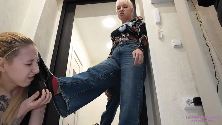 Licking Girls Feet - LORA - You know how to greet your Mistress properly! (HD)