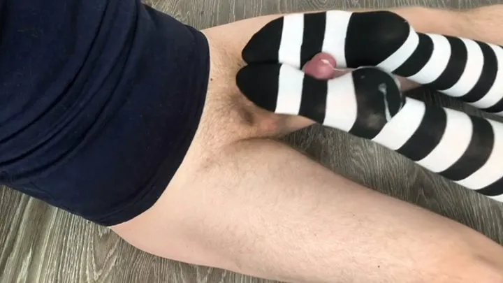 Anita Feet - Trampling, Mouth Gagging an Footjobs For Anita's Slave