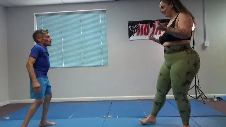 Grappling Girls In Action - GGCurvy214