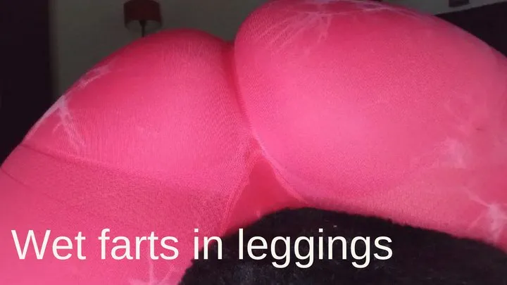 Miamartinss - Wet farts in leggings