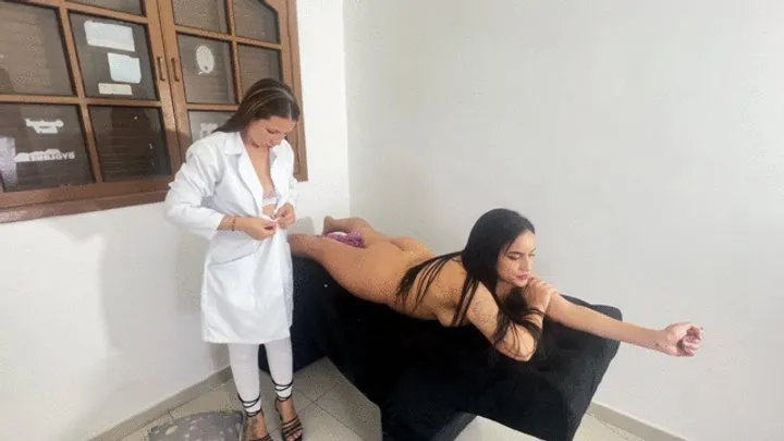 Goddess Scarlet White - SLUT MASSAGE PART 1 BY ROXY FIRE AND YASMIN BRISA CAM BY ALINE FULL HD