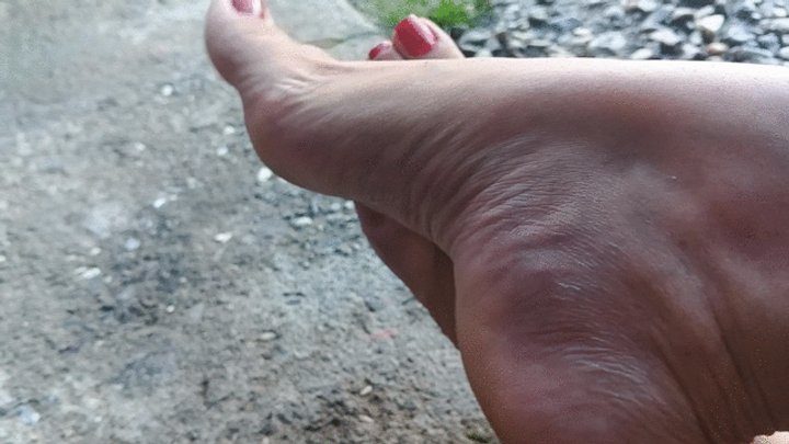 Goddess Foot Fetish - Delicious pronounced arches on the feet of a true goddess (3)