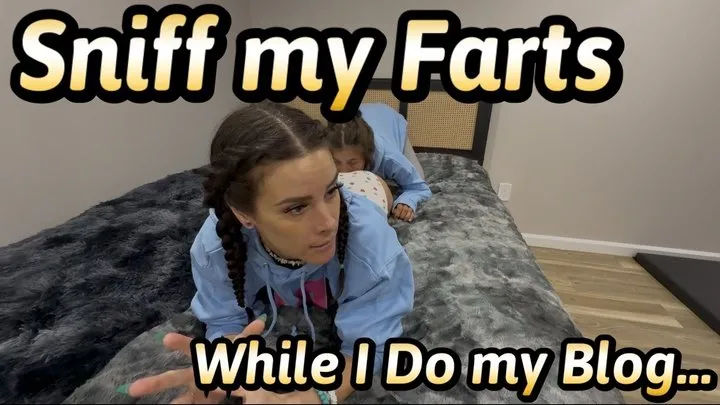 Fetish Nature Films - Sniffing My Farts While I do my Blog!