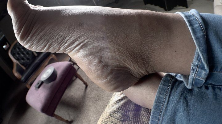 Hfw - Teasing You With My BBW Feet - Extended Cut