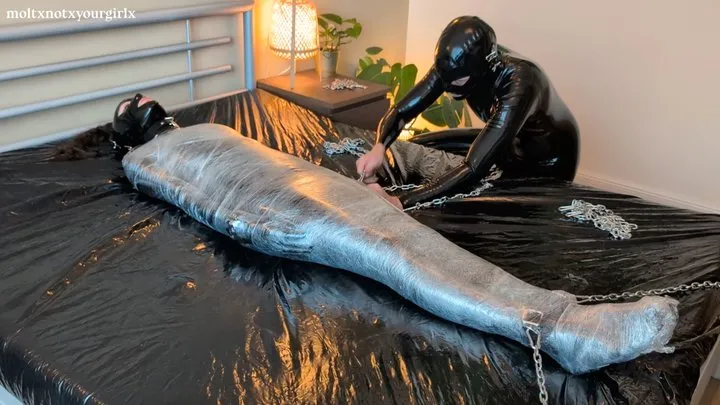 Moltxnotxyourgirlx - Mummification and chain bondage in full latex gear – using my girlfriend as I please