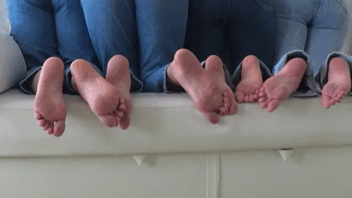 Not An Angel - Sexy barefoot play of four girls FP