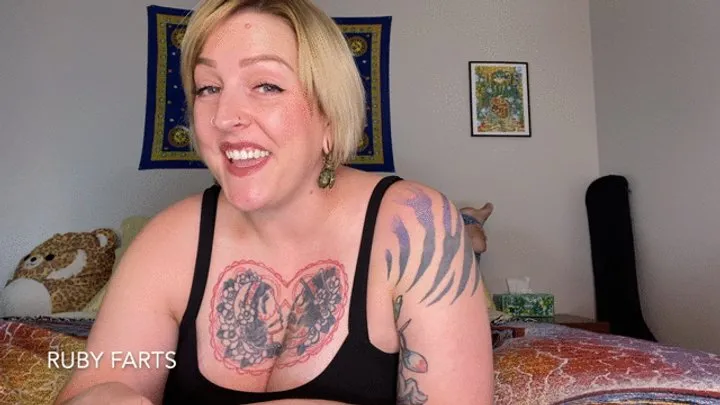 Missrubyfarts - Ruby Farts in Blue Jeans and Black Leggings