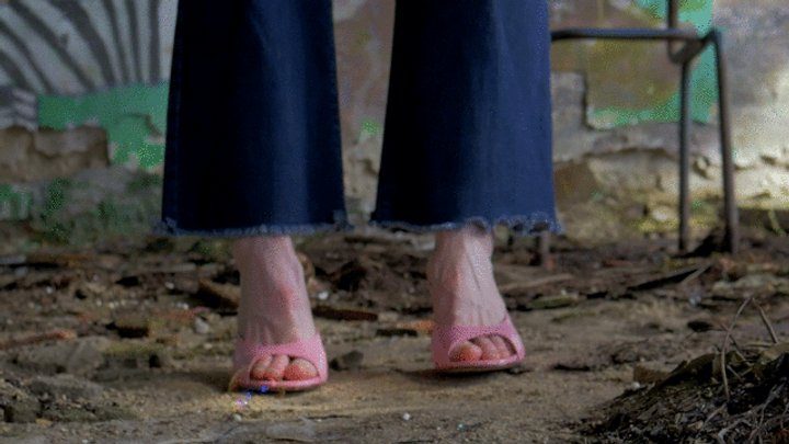 Studio Bodogol - Cuffed Feet Fantasy