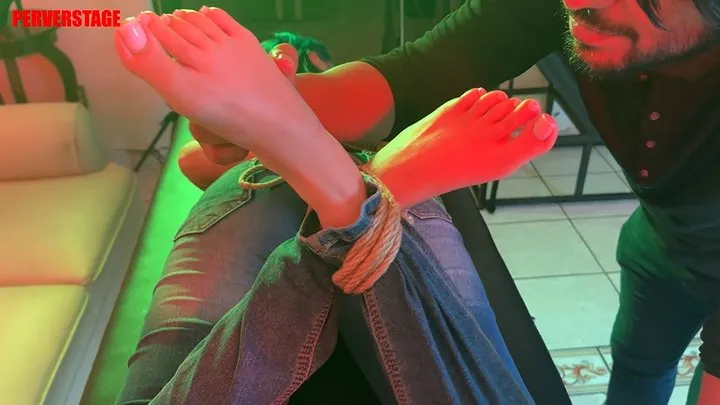 Perverstage - We won't let Berenice go, we'd better tickle her MP4