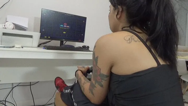 Goddess Scarlet White - Gang bang fart and play game by Bruna paes, Scarlet Blond, Bia Mello, Nicolly and Cleopatra cam by aline full hd