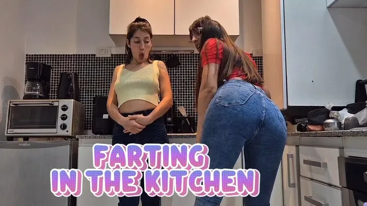 Alessiialove - Stinky farting in the kitchen 