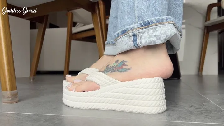 Goddess Grazi Only - A platform flip-flops too small for my big feet - Goddess Grazi (MP4-HD 1080p)