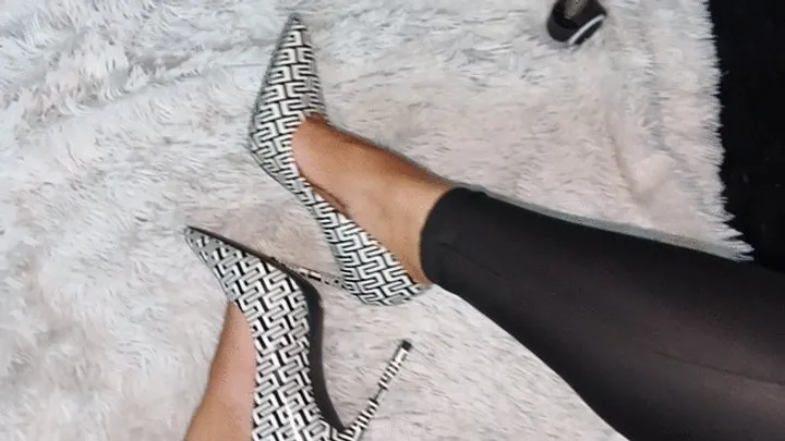 Goddess Foot Fetish - I was wearing a pair of stiletto heels on my feet but I took them off for a better fit (7)