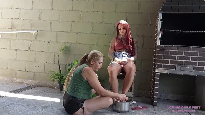 Licking Latinas Feet - MIA - Take care of my feet, old bitch!