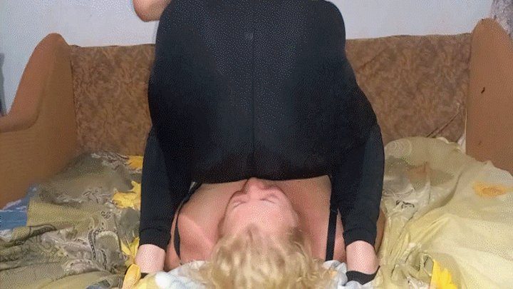 Appetizing Crumpet - Stepmom under Natalie's fart ass WMV